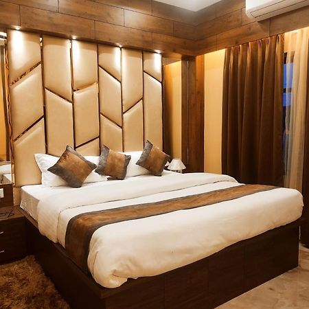 Hotel Friends Palace Tezpur Екстер'єр фото