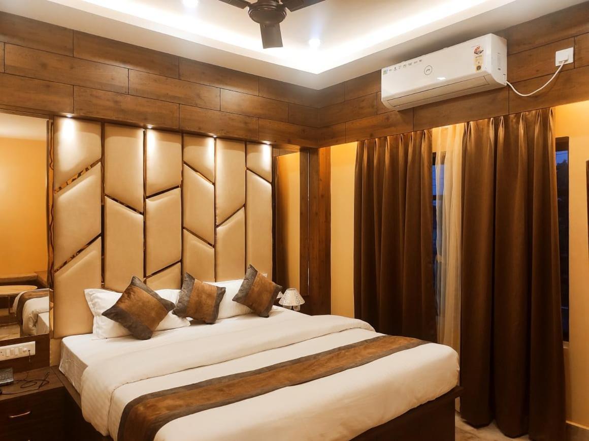 Hotel Friends Palace Tezpur Екстер'єр фото